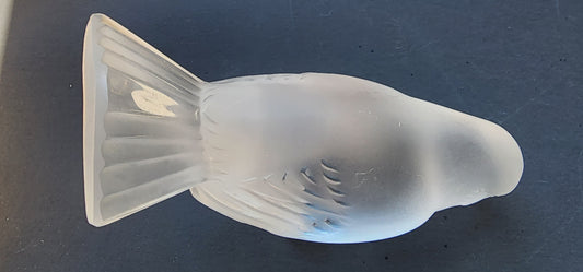 Lalique signed Frosted glass sparrow bird