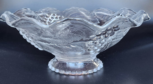 L E Smith Glass grape bowl