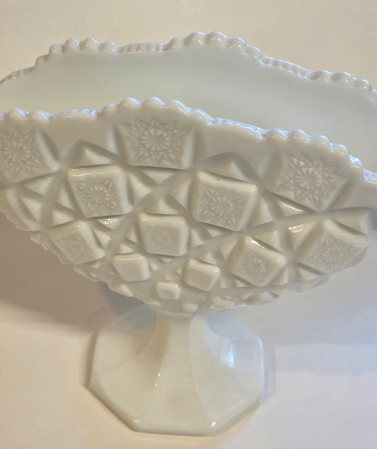 Westmoreland milk Glass fan vase