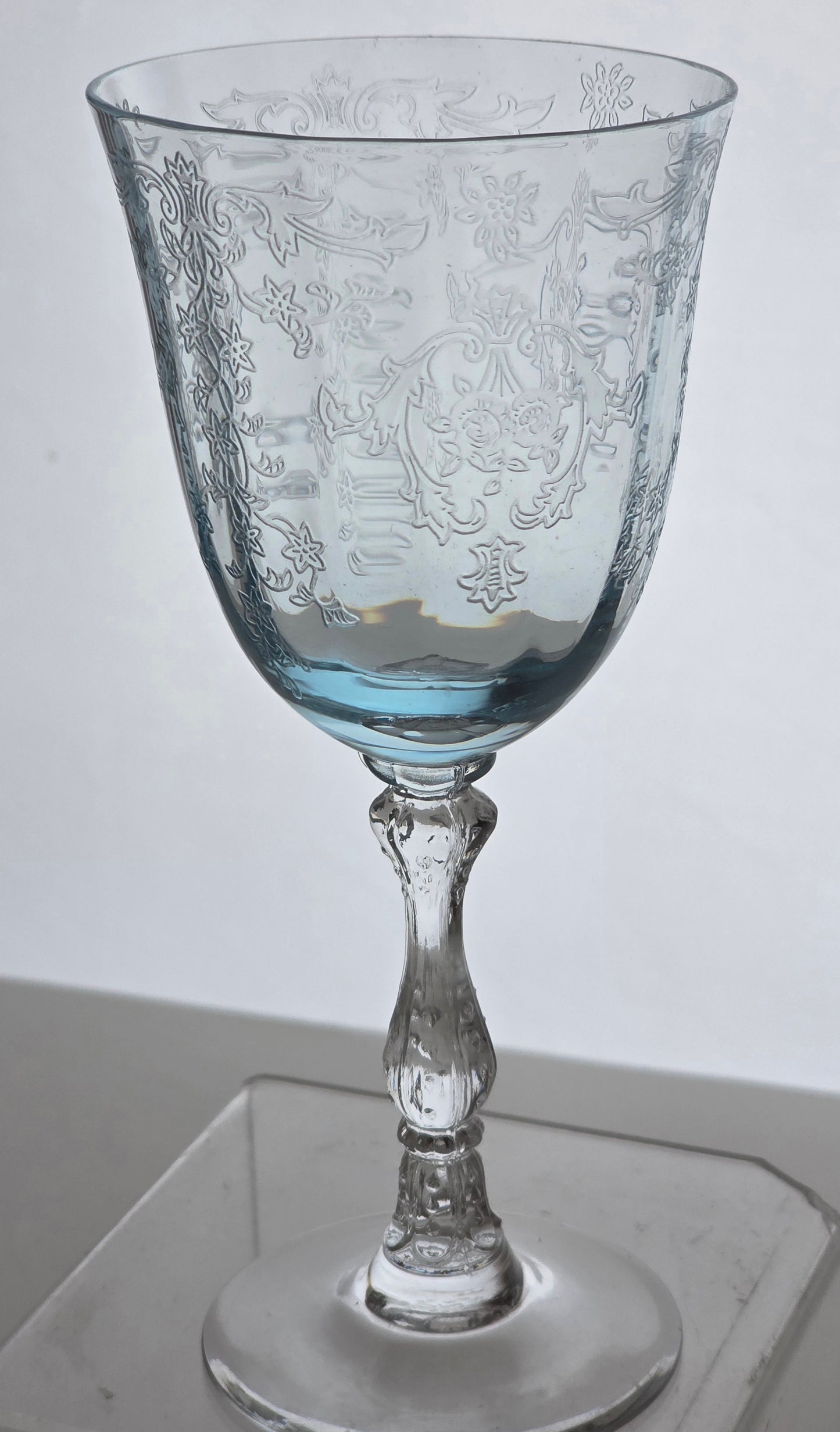 Fostoria Navarra blue wine glass, Crystal Made in USA Pair