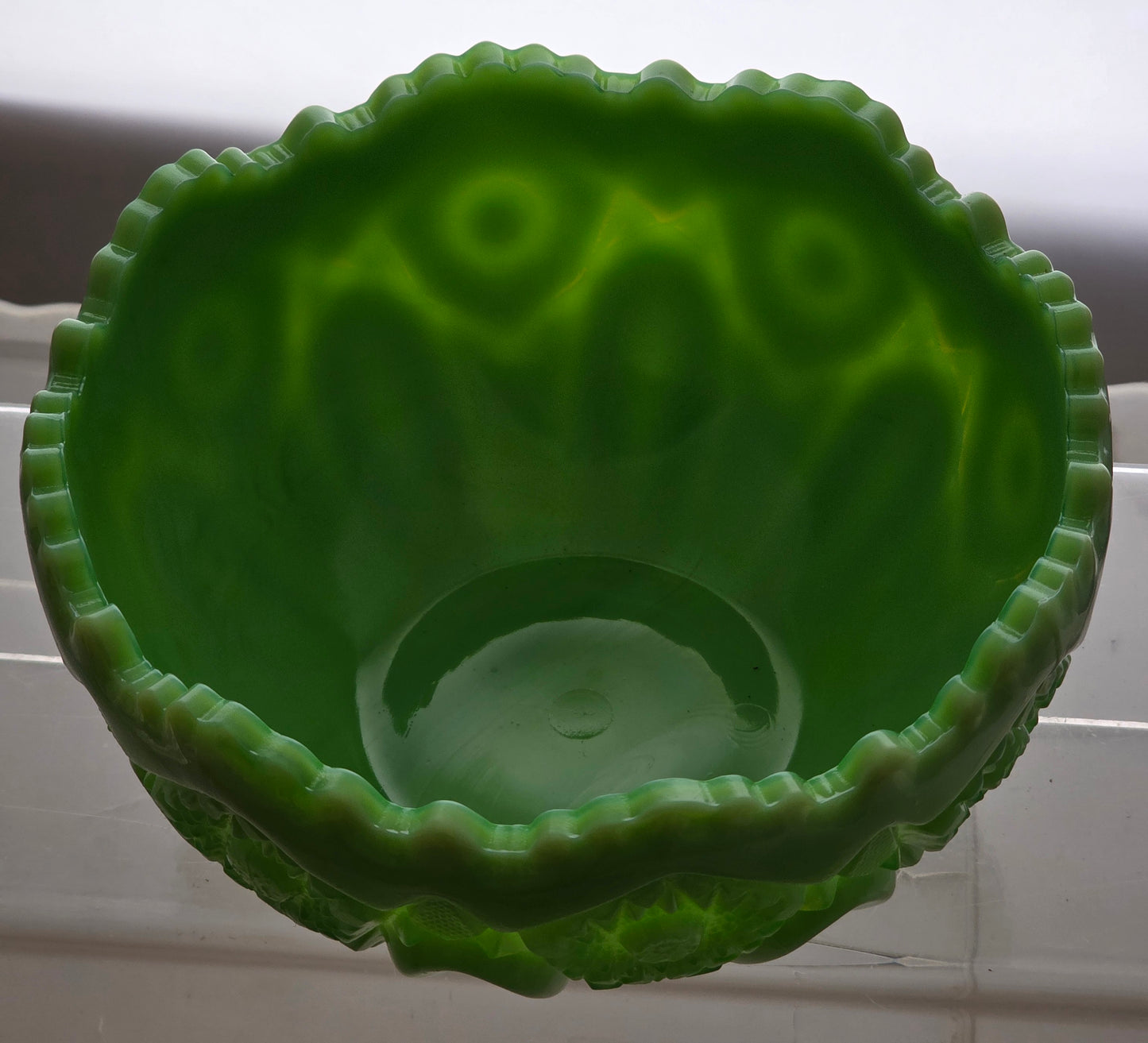 L.E Smith Glass Jadeite Quintec bowl