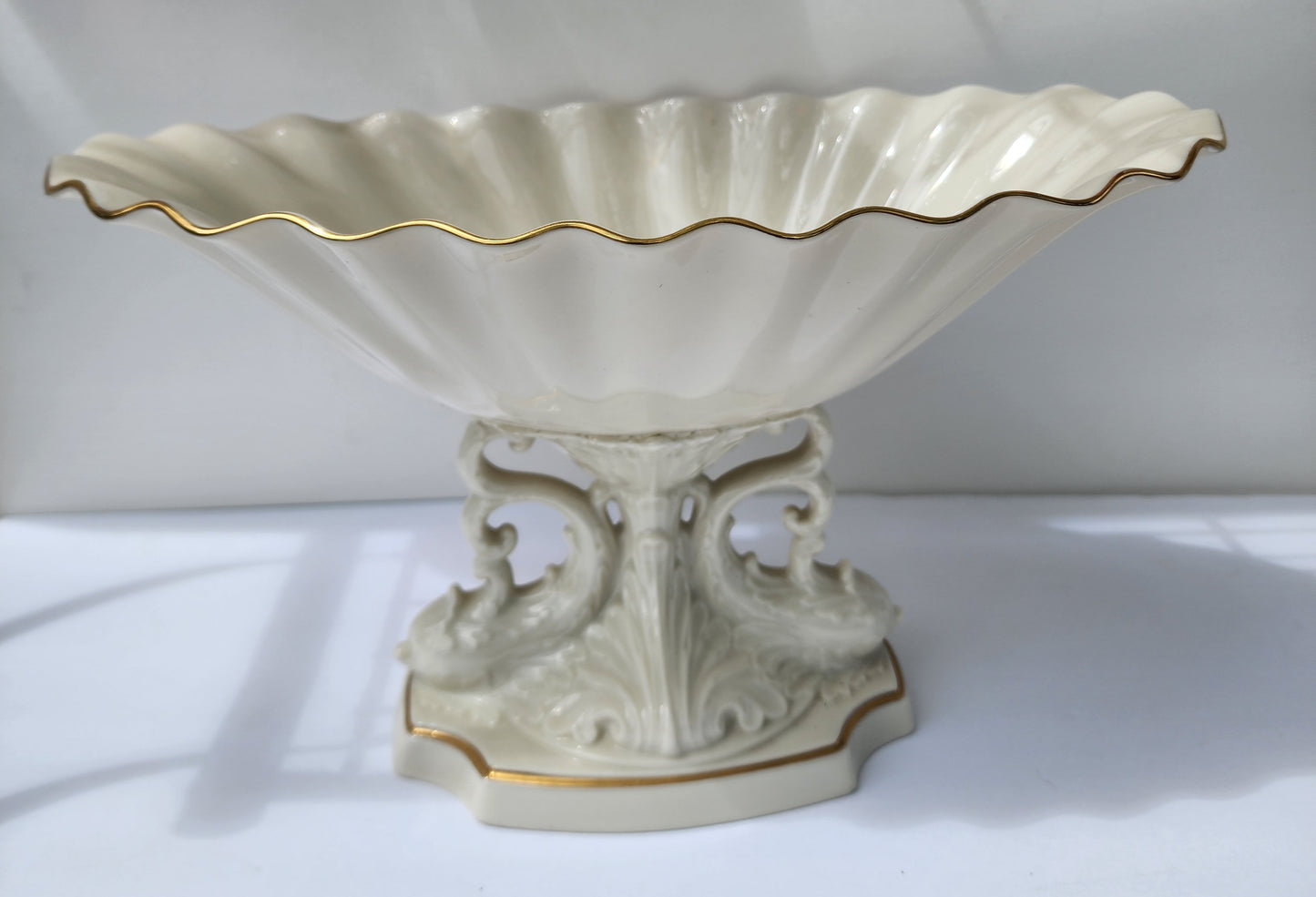 lenox pedestal oval centerpiece Gold mark
