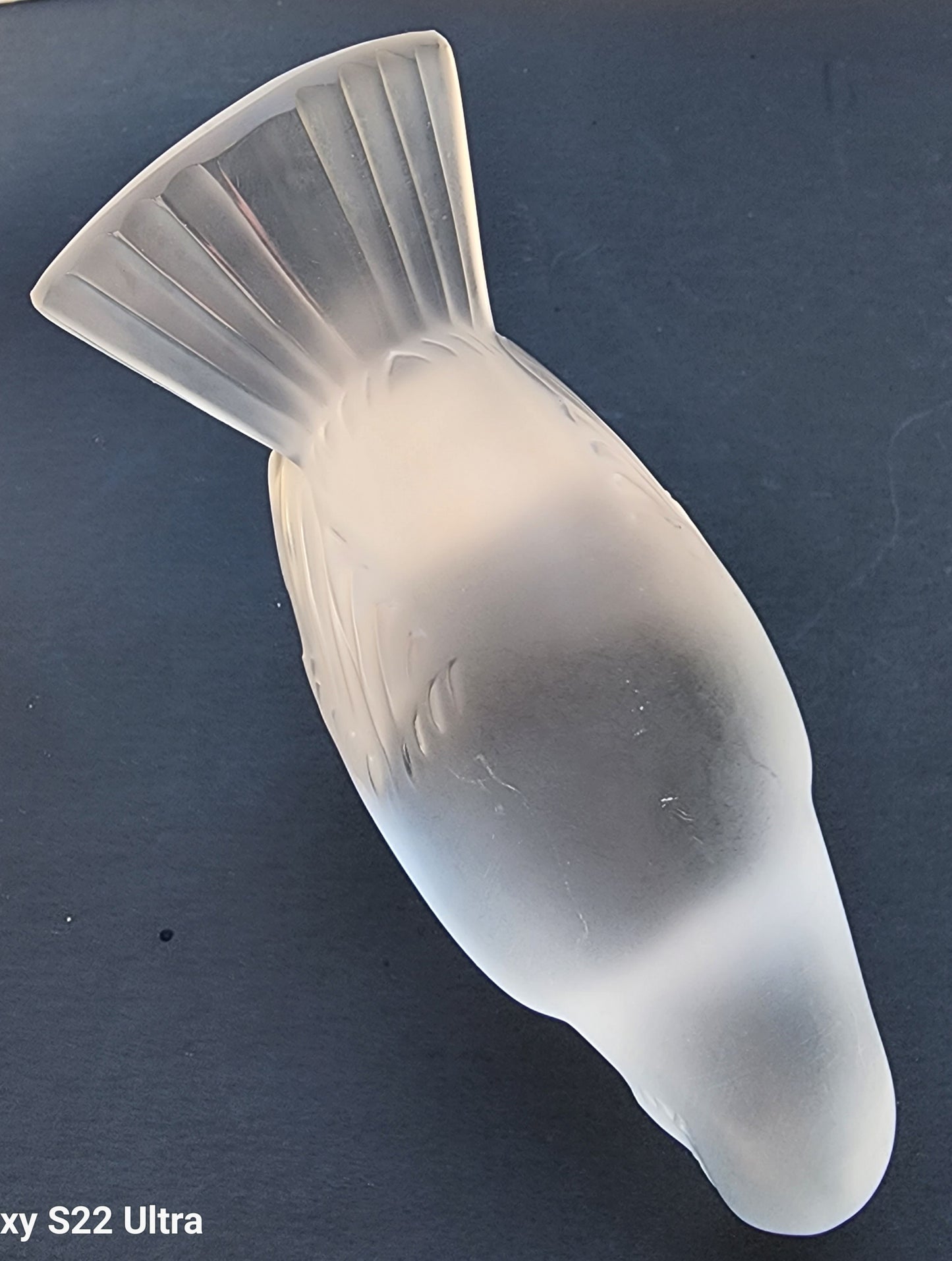 Lalique signed Frosted glass sparrow bird