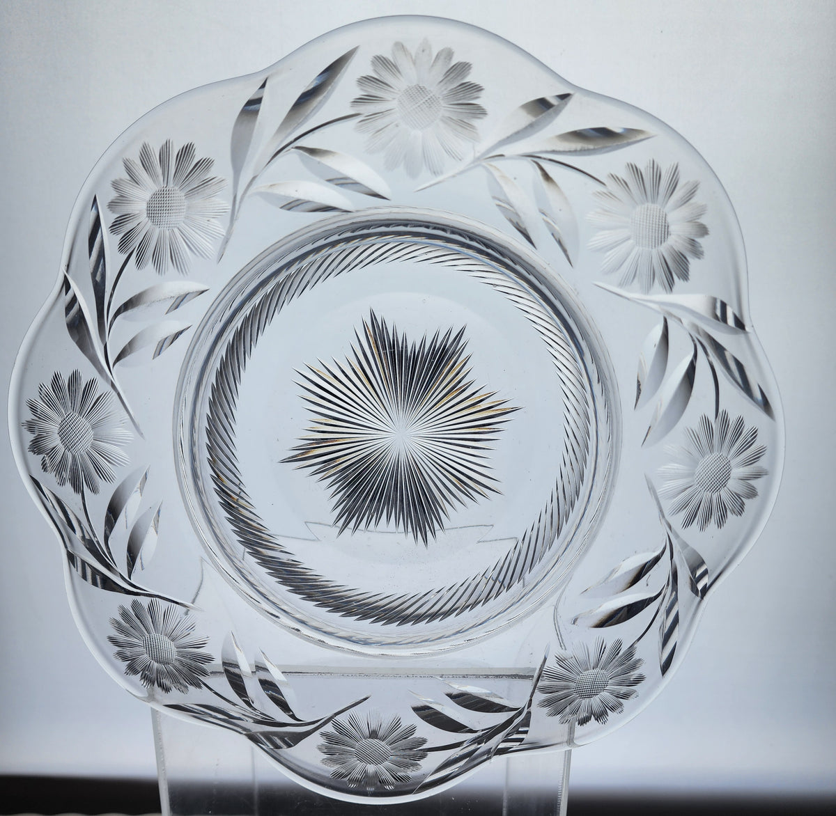 ABP cut glass Dorflinger ruffled bowl American