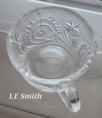 L E Smith Glass buzzstar punch cup set of 4 pieces