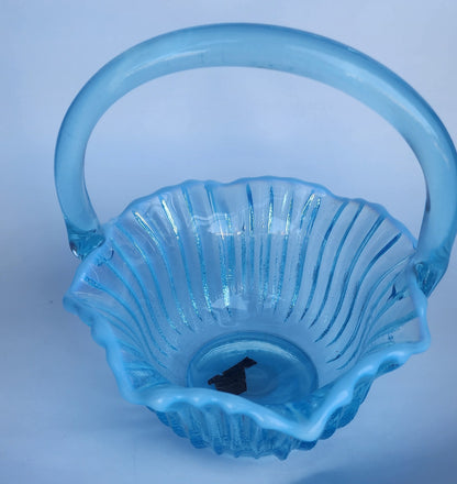 L.E Smith Glass blue opalesc scoloped ribbed basket