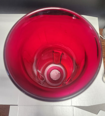 Red glass vase 3 groves