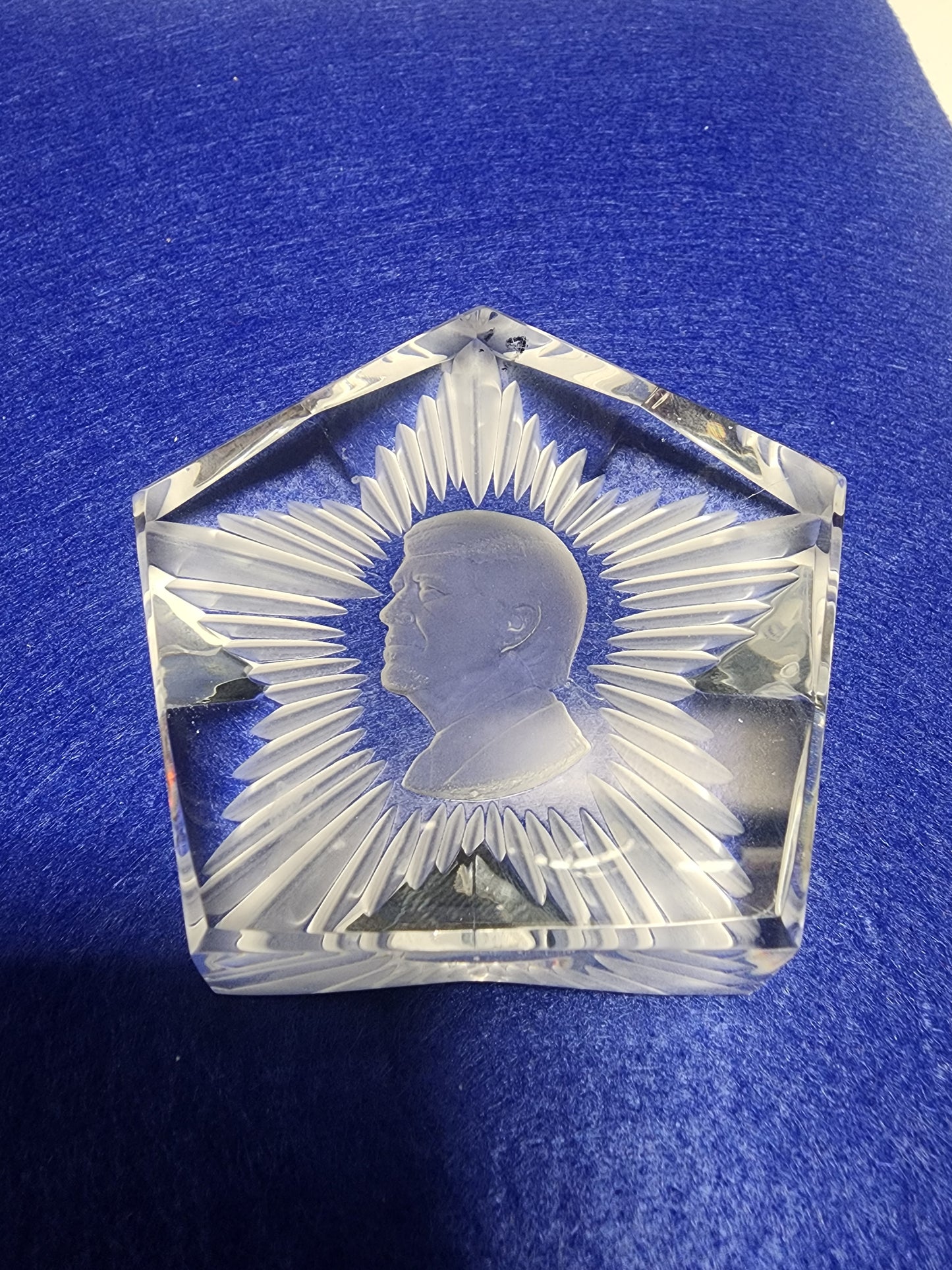 JIMMY Carter paperweight, Star shaped 24% lead crystal limited edition