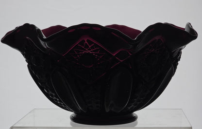 L.E Smith Glass Amethyst  ruffled edge Quintec bowl