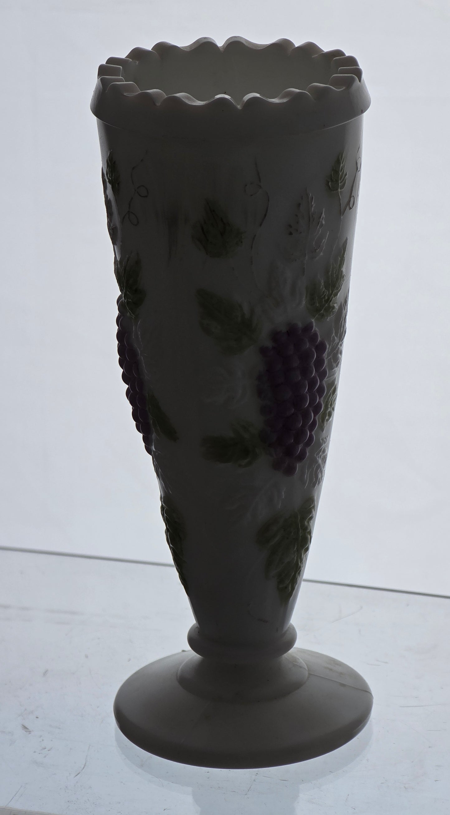 L.E Smith Glass painted grapes vase.
.