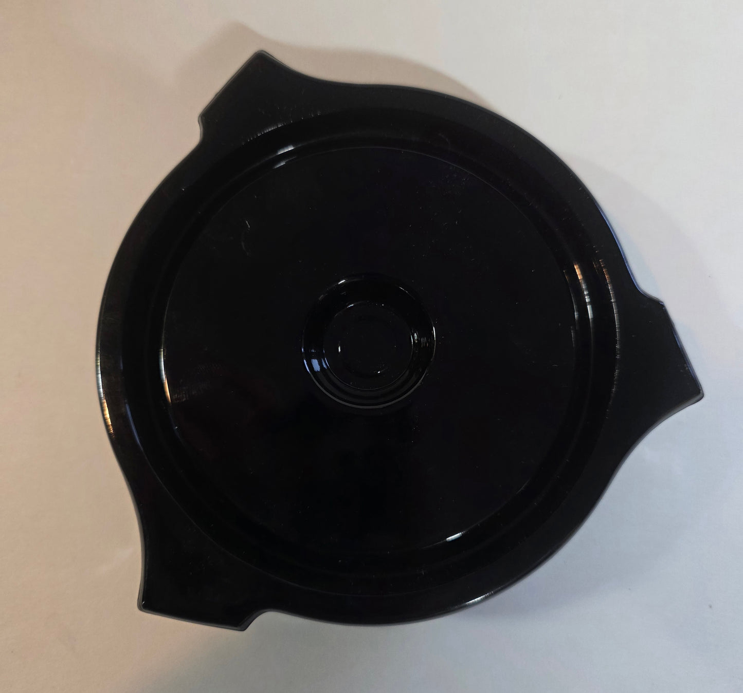 Black  glass ashtray 3 slot