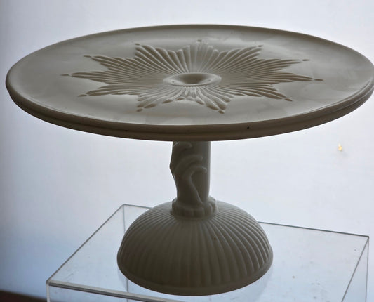 Atterburry Treasure hand on stem Starburst cake plate