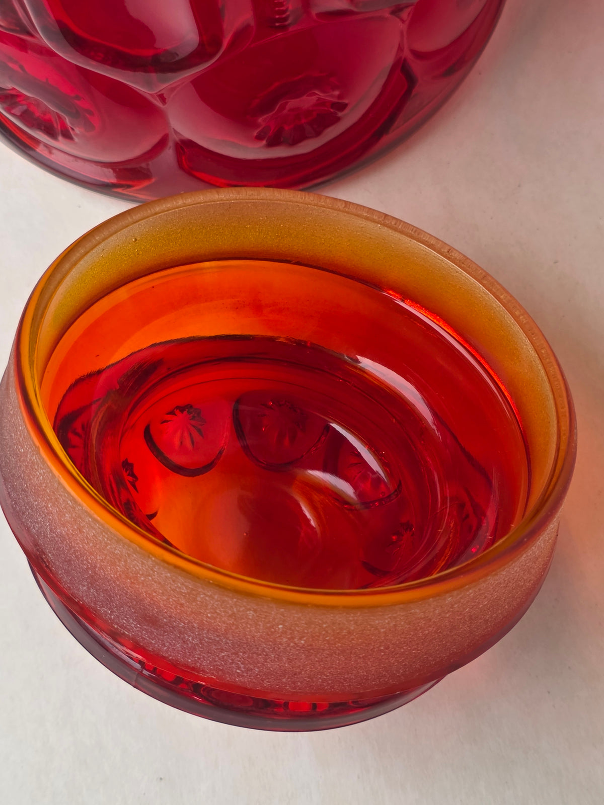 LE Smith glass amberina moon and star canister