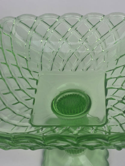 LE Smith medium green trellis cake plate / compote
