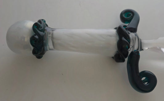 L.E Smith green and white Glass hand made art dagger.
.