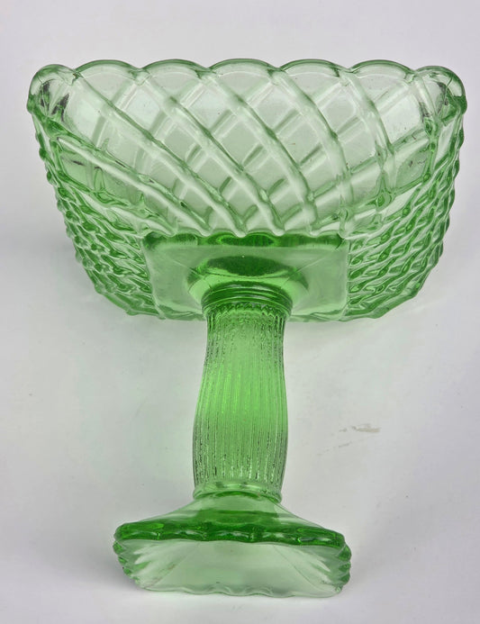 LE Smith medium green trellis cake plate / compote