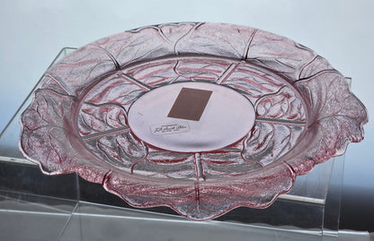 LE Smith pink leaf plate