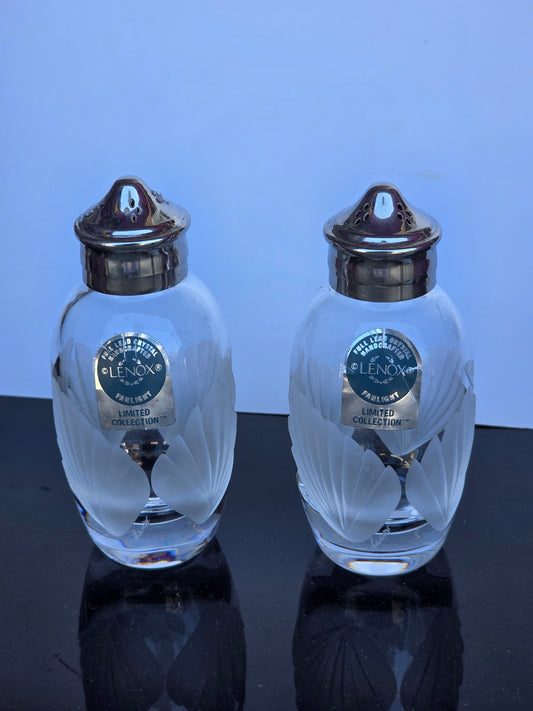 LENOX Limited Collection Crystal Fanlight salt and pepper.