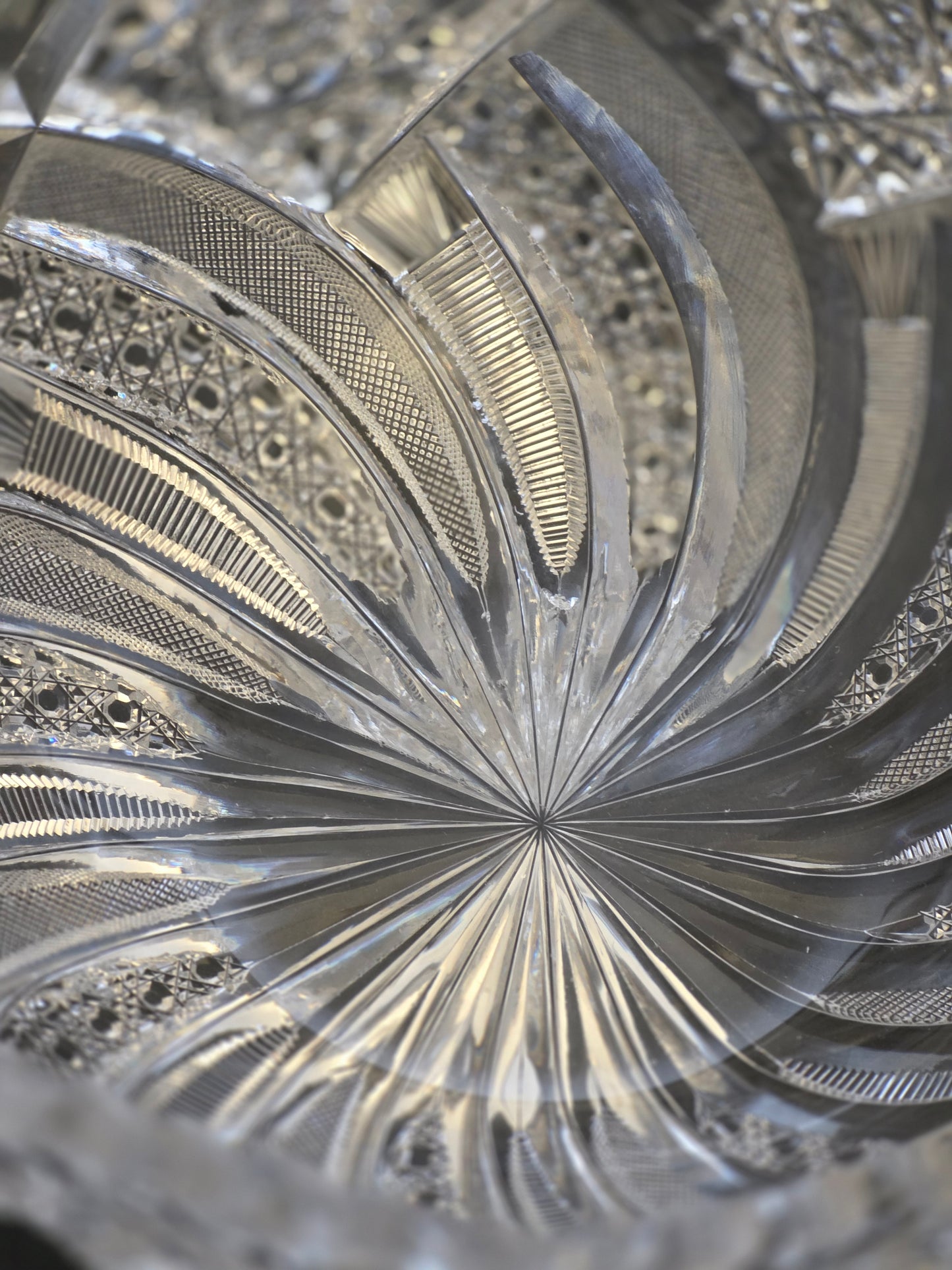 ABP cut glass bowl American Brilliant comet variation tg