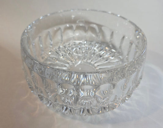 Gorham 24% lead crystal bowl Pressed .