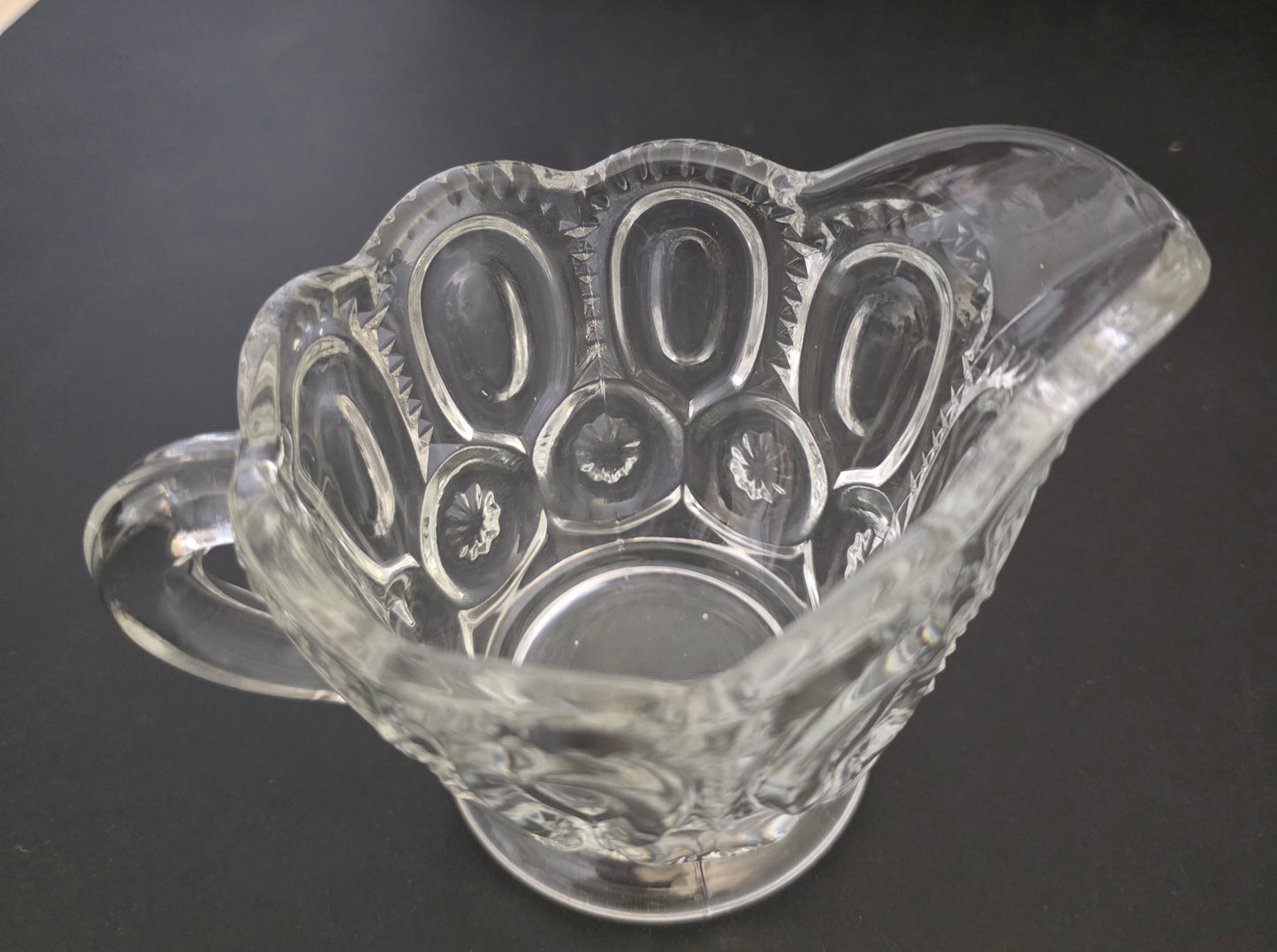 L E Smith moon and star clear Glass sugar and creamer