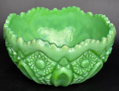L.E Smith Glass Jadeite Quintec bowl