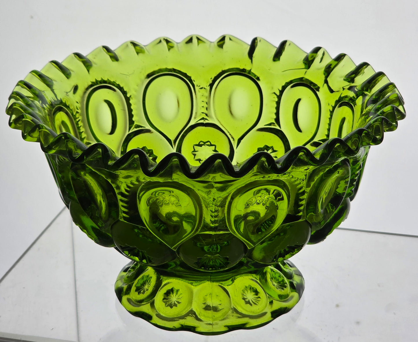 L.E SMITH Moon and star green Glass footed dish