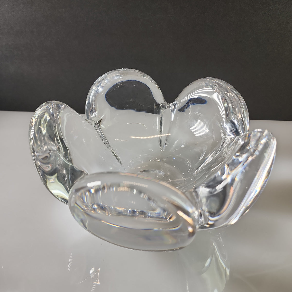 Kosta glass Bowl heavy 8.5 lbs