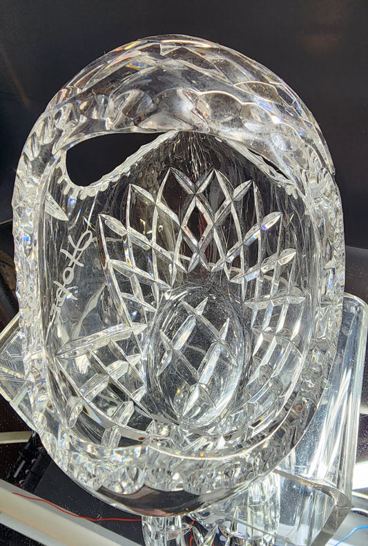 Hand cut crystal basket HOPE