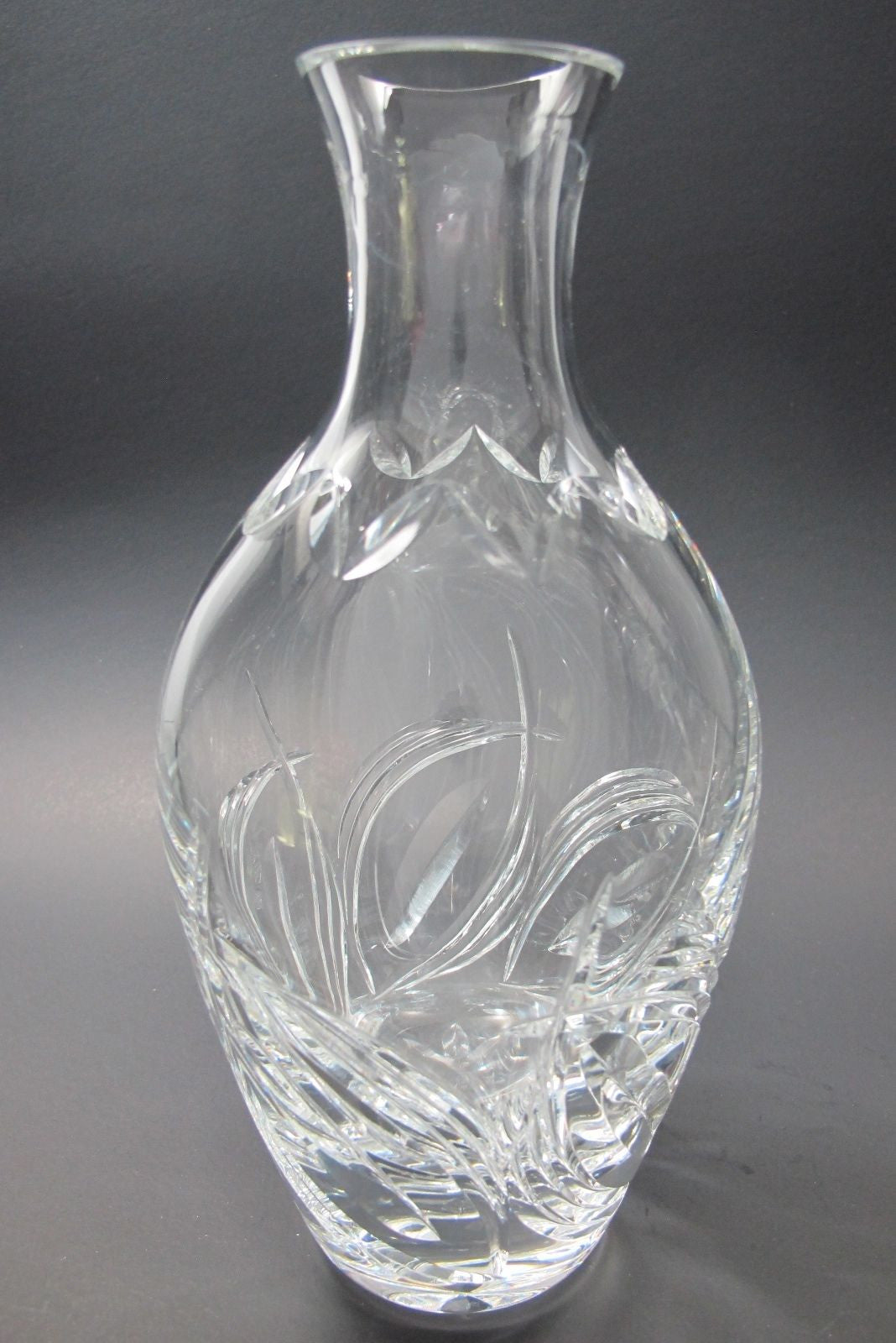 Cut glass carafe / vase 24% lead crystal - O'Rourke crystal awards & gifts abp cut glass