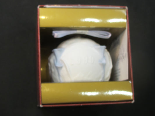 Lladro 1999 Christmas ornament