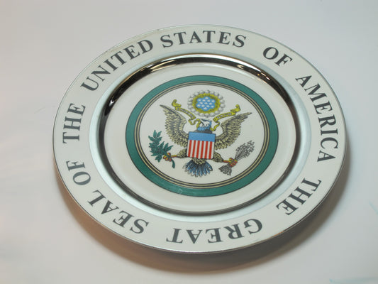 The great seal of the United states of america plate